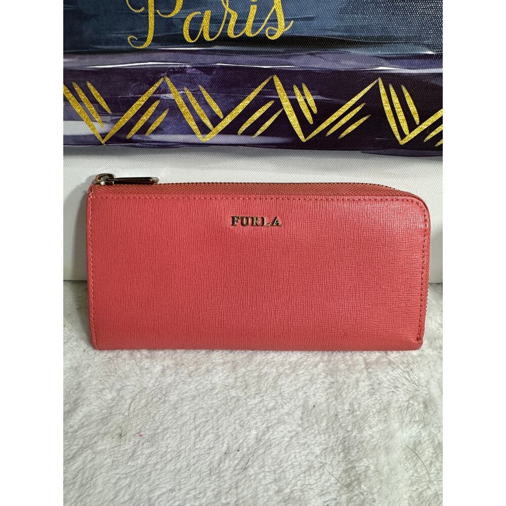 GUC Furla Leather Babylon L Continental Zip-around Wallet